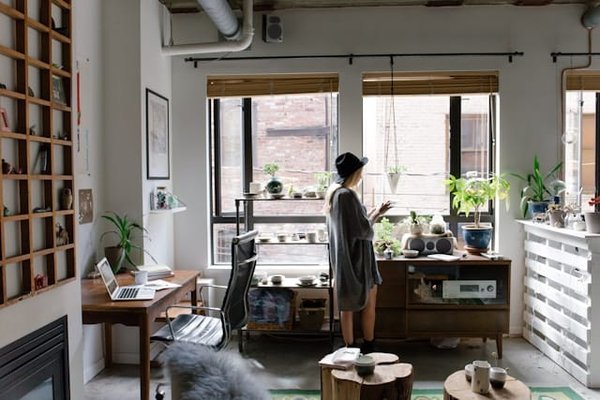 Comment rendre votre maison conforme aux normes écologiques sans vous ruiner?